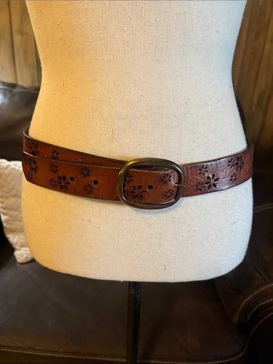 Accessories - FatFace Floral Cut out Brown Leather Belt Brass Buckle Boho Festival Cottagecore